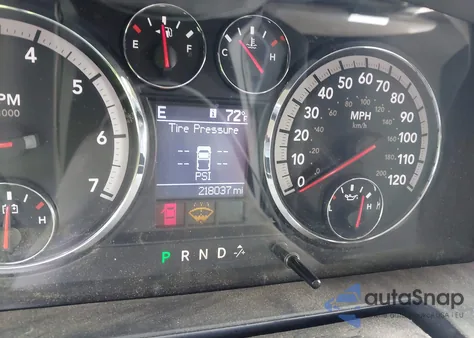 2010 Dodge Ram 1500 Slt/Sport/Trx z USA, uszkodzony, nr VIN 1D7RB1CTXAS226426